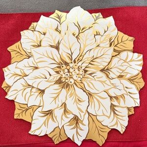 4 Poinsettia Placemats
